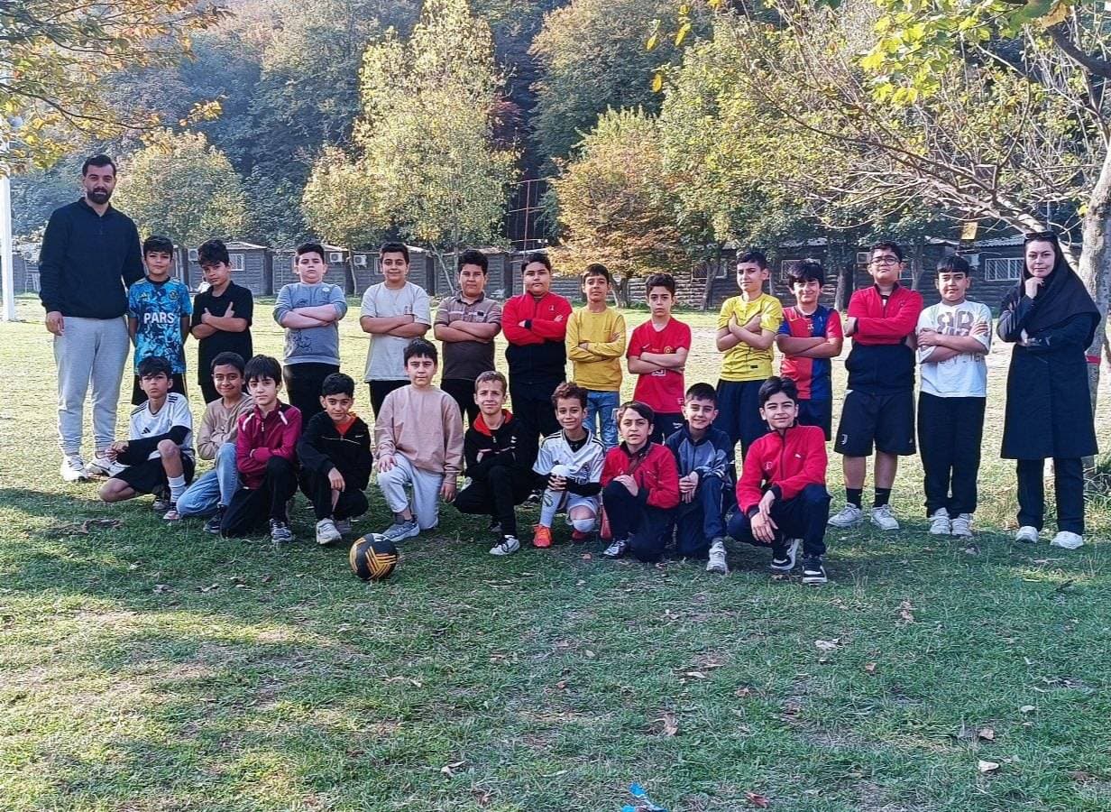 کودکستان و دبستان پسرانه ذهن برتر